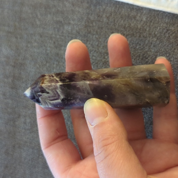 Amethyst crystal - Picture 3 of 3